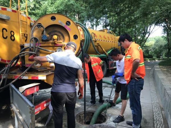 阜沙镇下水道管道疏通内容（阜阳疏通下水道疏通下水道的电话）